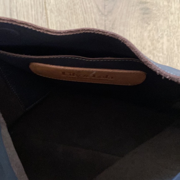 Lily & Lola Shoulder Bag - Picture 8 of 10